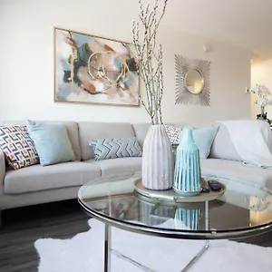Apartment Stunning View 22nd Floor One-bedroom #2209